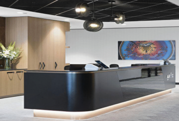 Reception desk starting from a size of 2 meters,