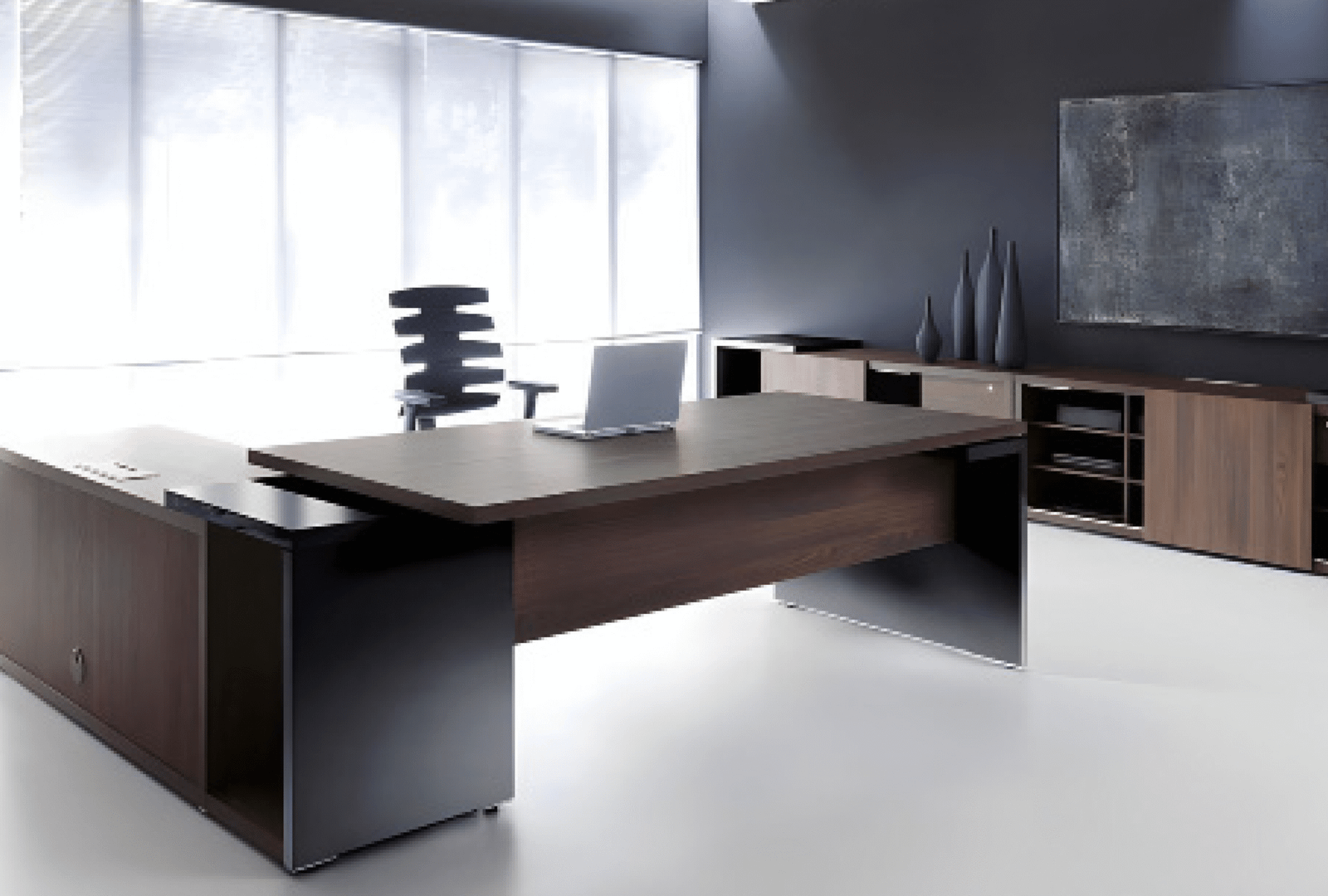Executive desk with a distinctive design made of MDF wood and PVC veneer, supported by a side panel