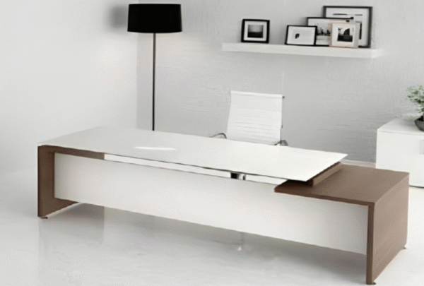 Executive desk with a distinctive design made of MDF wood and PVC veneer, supported by a side panel
