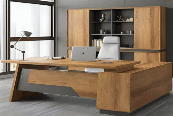 Executive desk with a distinctive design made of MDF wood and PVC veneer, supported by a side panel