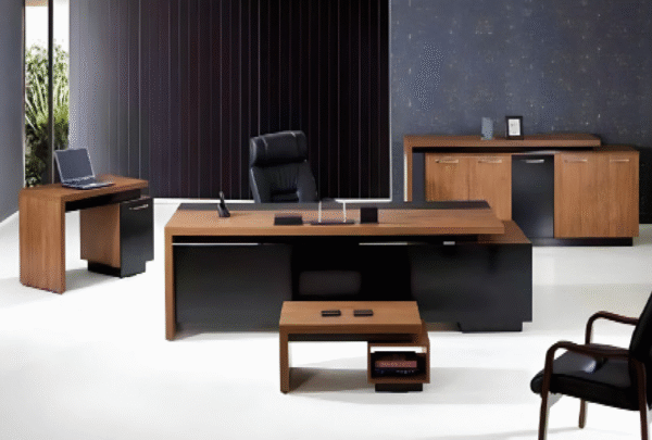 Executive desk with a distinctive design made of MDF wood and PVC veneer, supported by a side panel